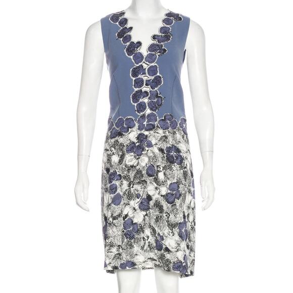 【関税&送料込】Bottega Veneta Canvas Sleeveless Dress Bottega Veneta - Navy Blue Compact Cotton Canvas Midi Dress